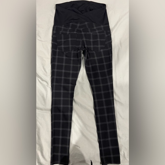 Black /white maternity pants! Super cute! - Picture 6 of 8